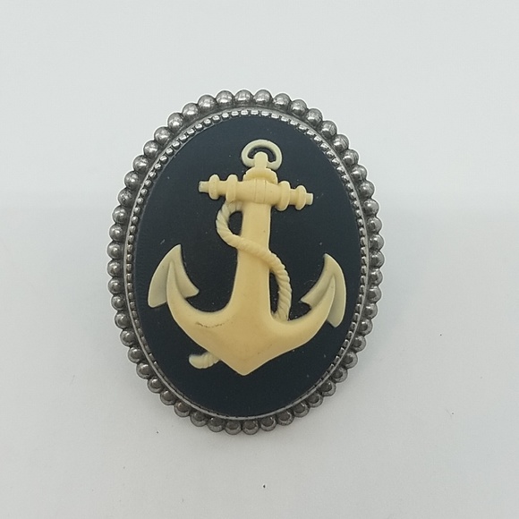 GASOLINE GLAMOUR Jewelry - Anchor cameo ring sample GASOLINE GLAMOUR Jewelry - Anchor cameo ring sample